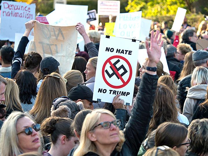 Protesters oppose Trump in Pittsburgh after the synagogue massacre