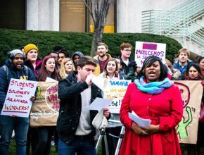 Students rally with Aramark workers at Loyola